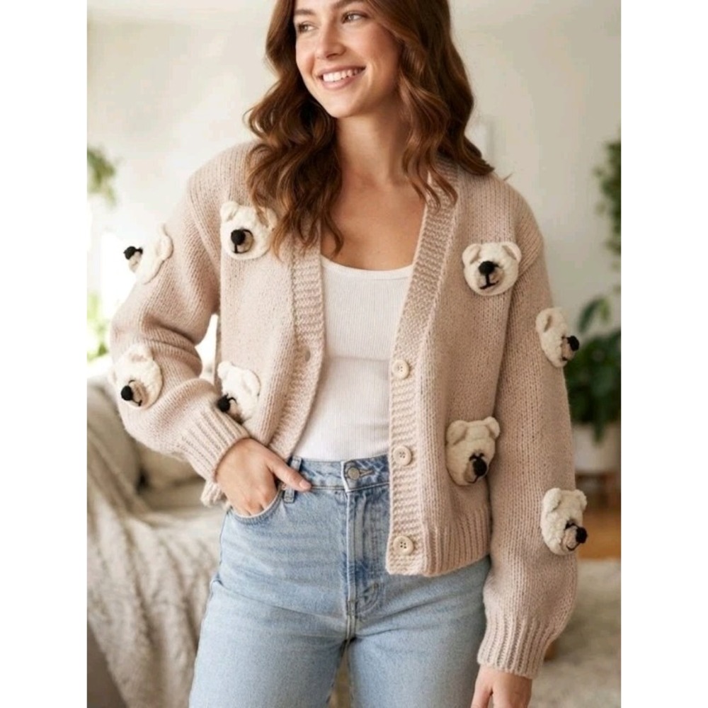 Debut Womens Beige Chunky Knit Cardigan Sweater Size M 3D Teddy Bear Applique...
